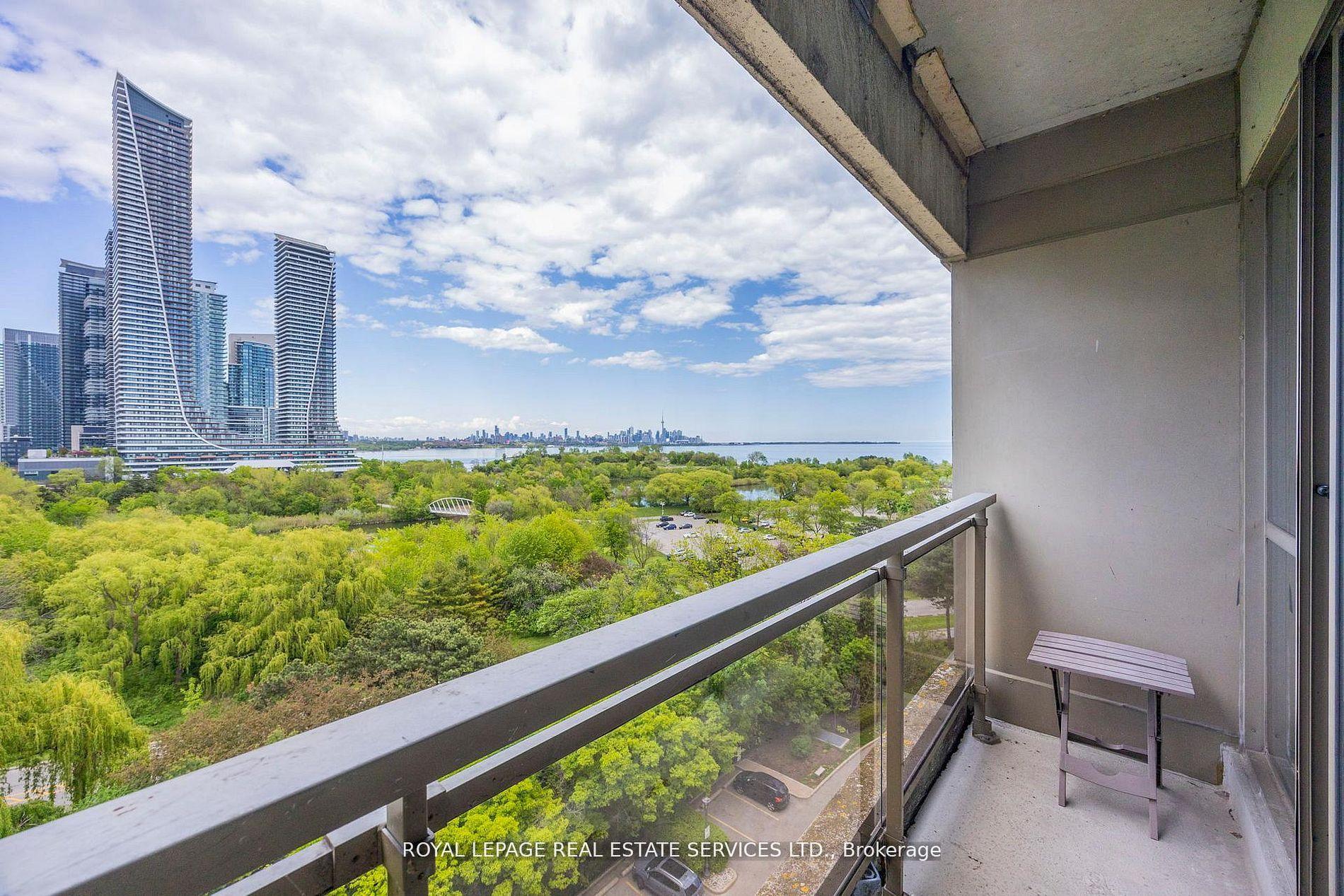 2261 Lake Shore Boulevard W #1010