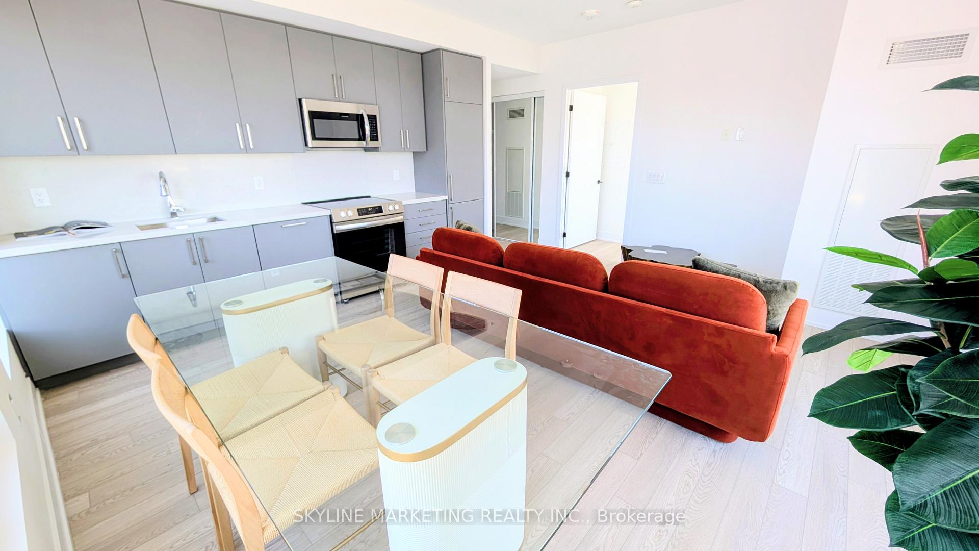 2450 Old Bronte Road  #733