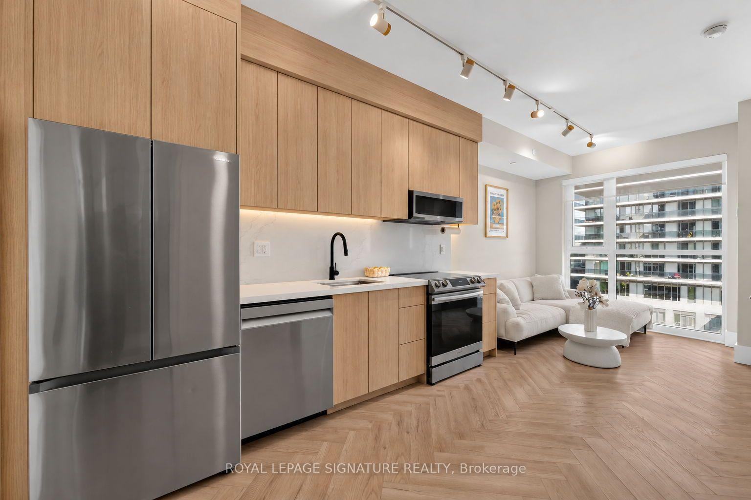 33 Shore Breeze Drive  #706