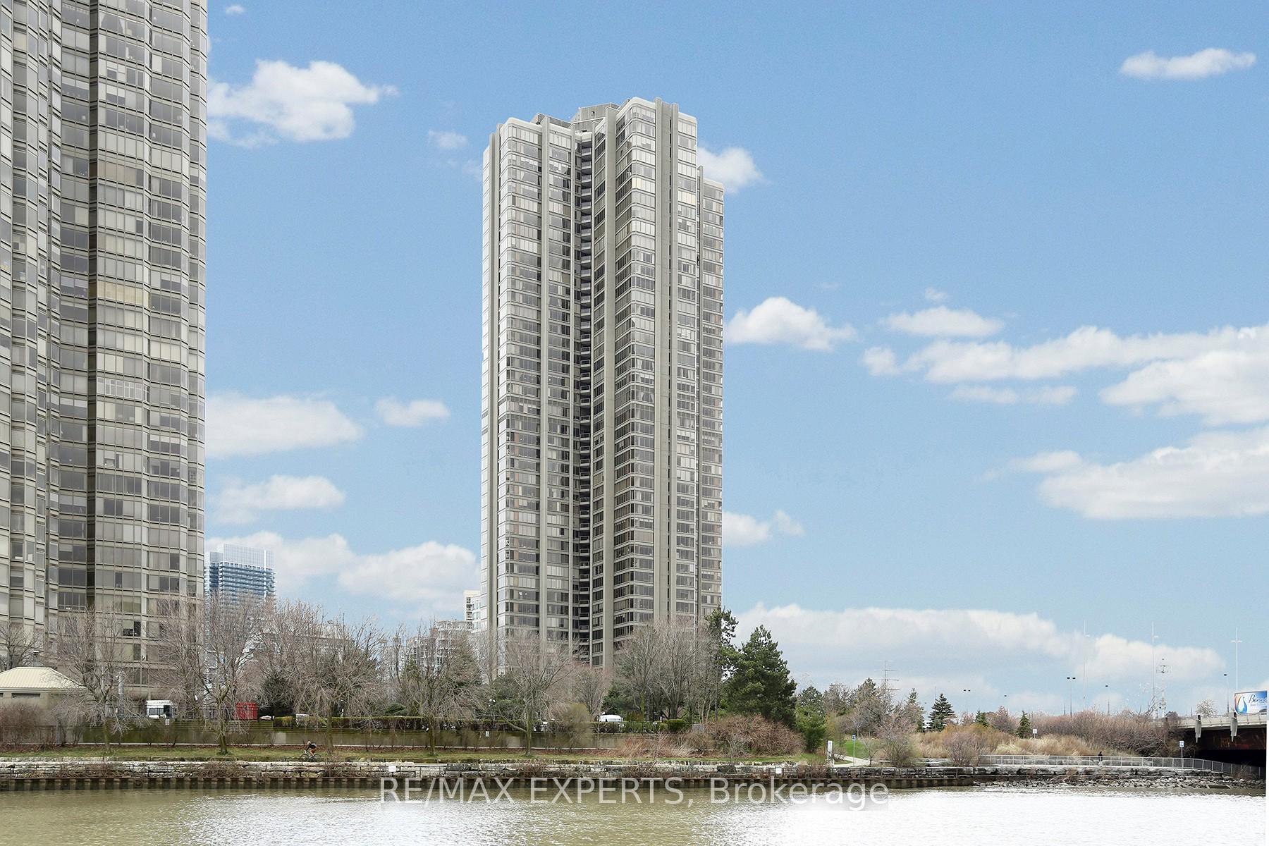 2045 Lake Shore Boulevard  #1609