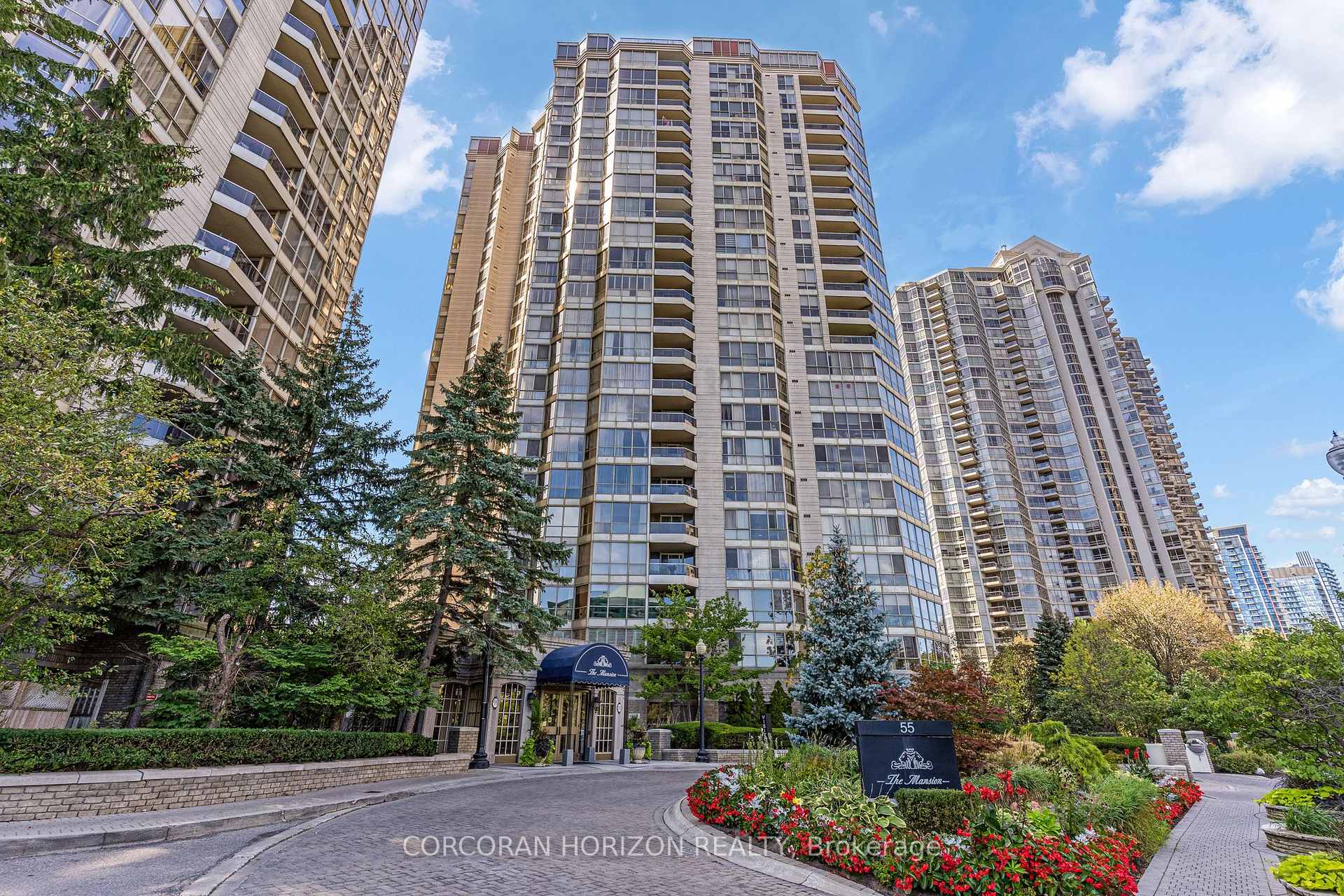 55 Kingsbridge Garden Circle  #1604