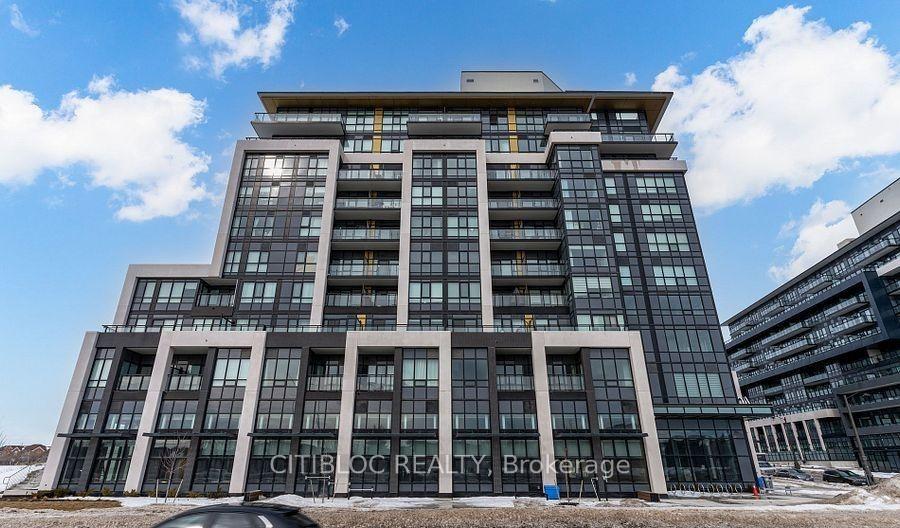 405 Dundas Street W #108