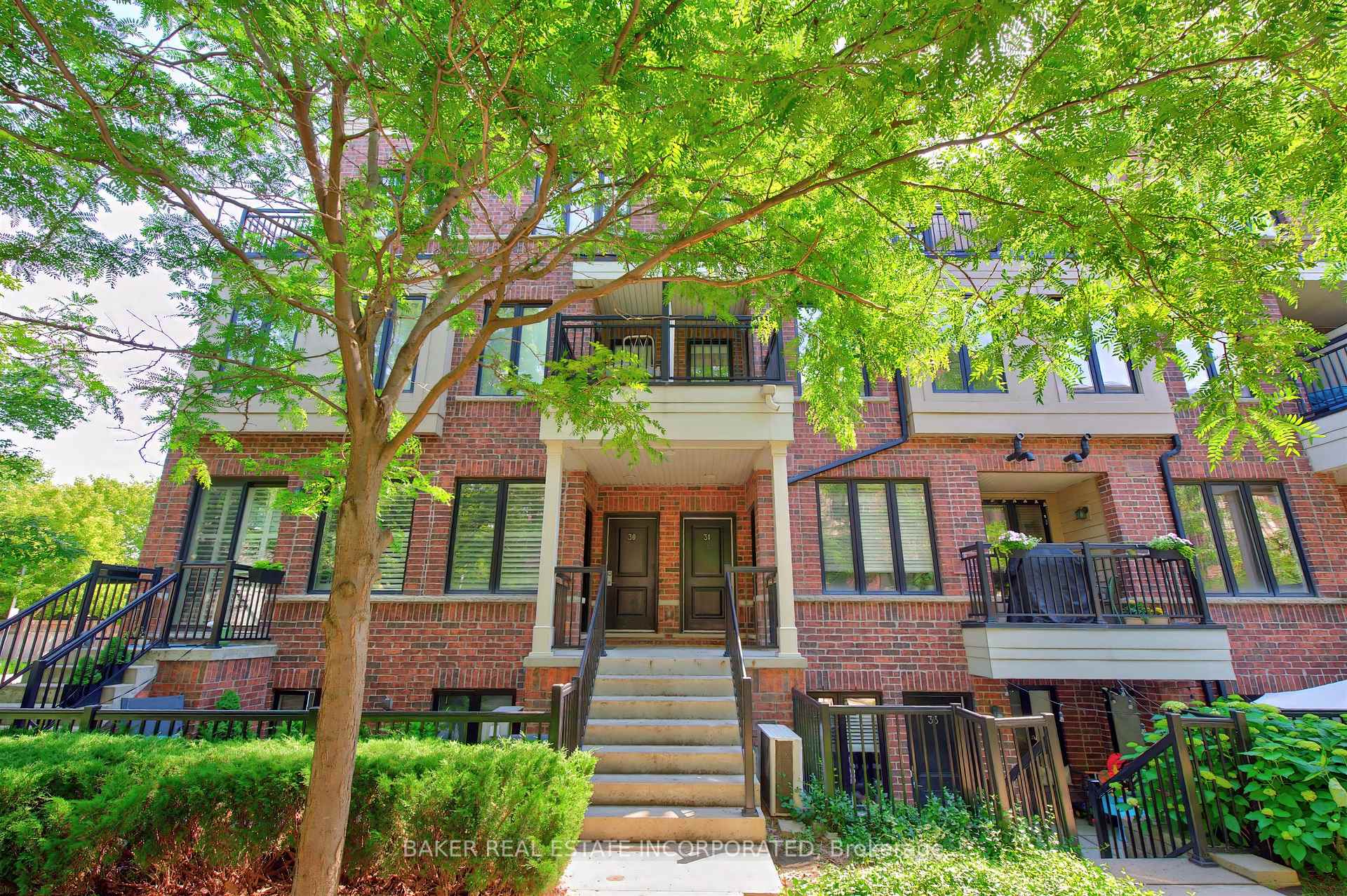 120 Twenty Fourth Street  TH 31