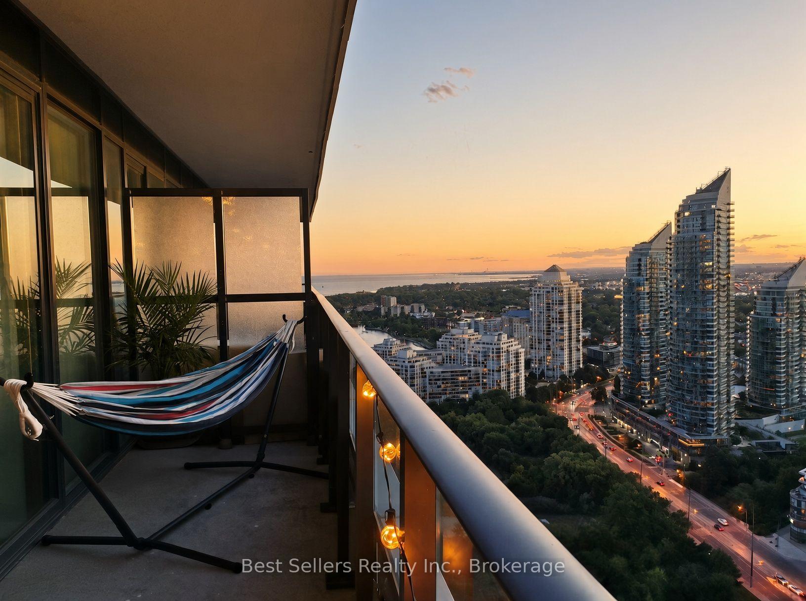 20 Shore Breeze Drive  #3103