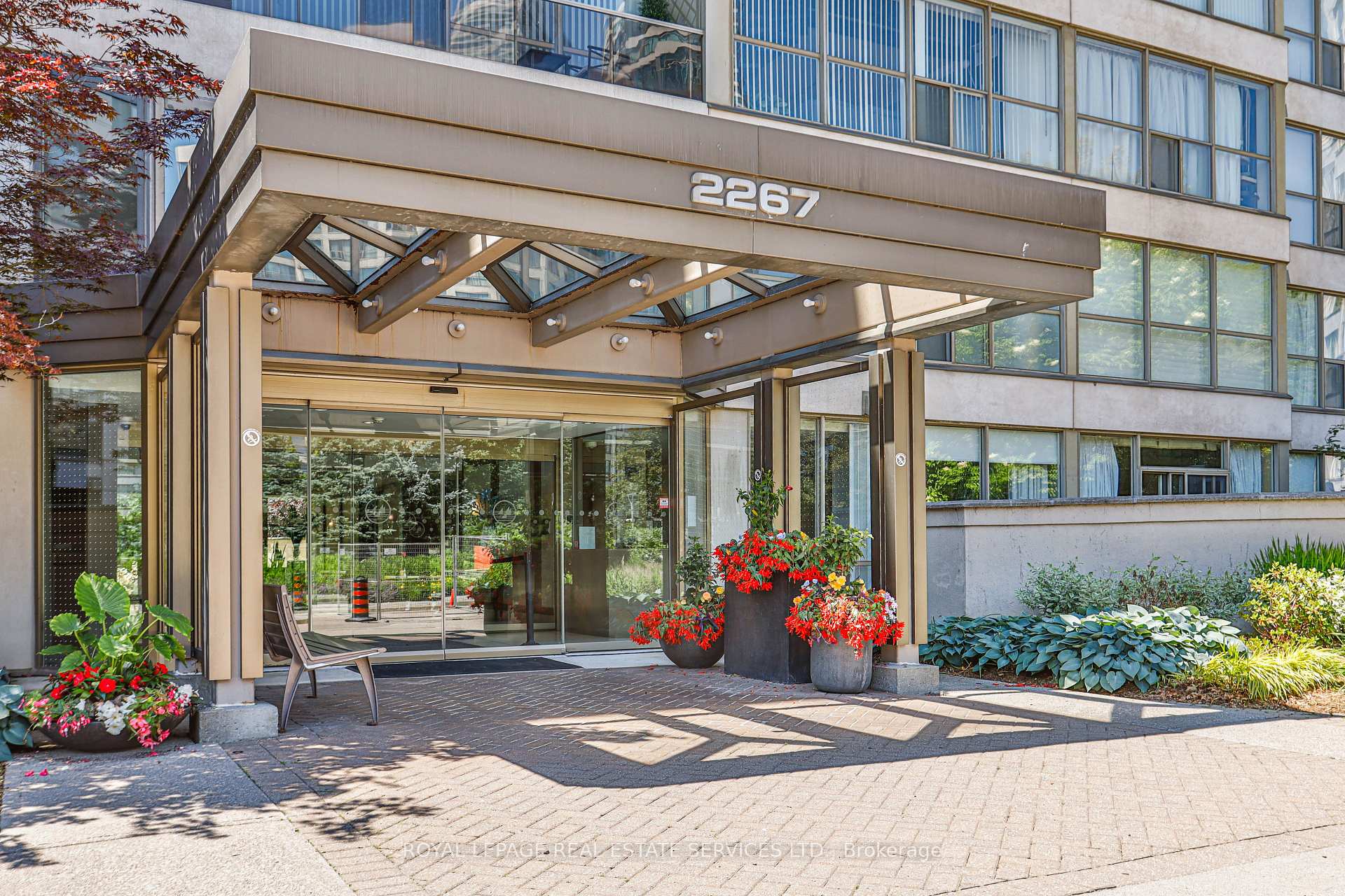 2267 Lake Shore Boulevard W #1304