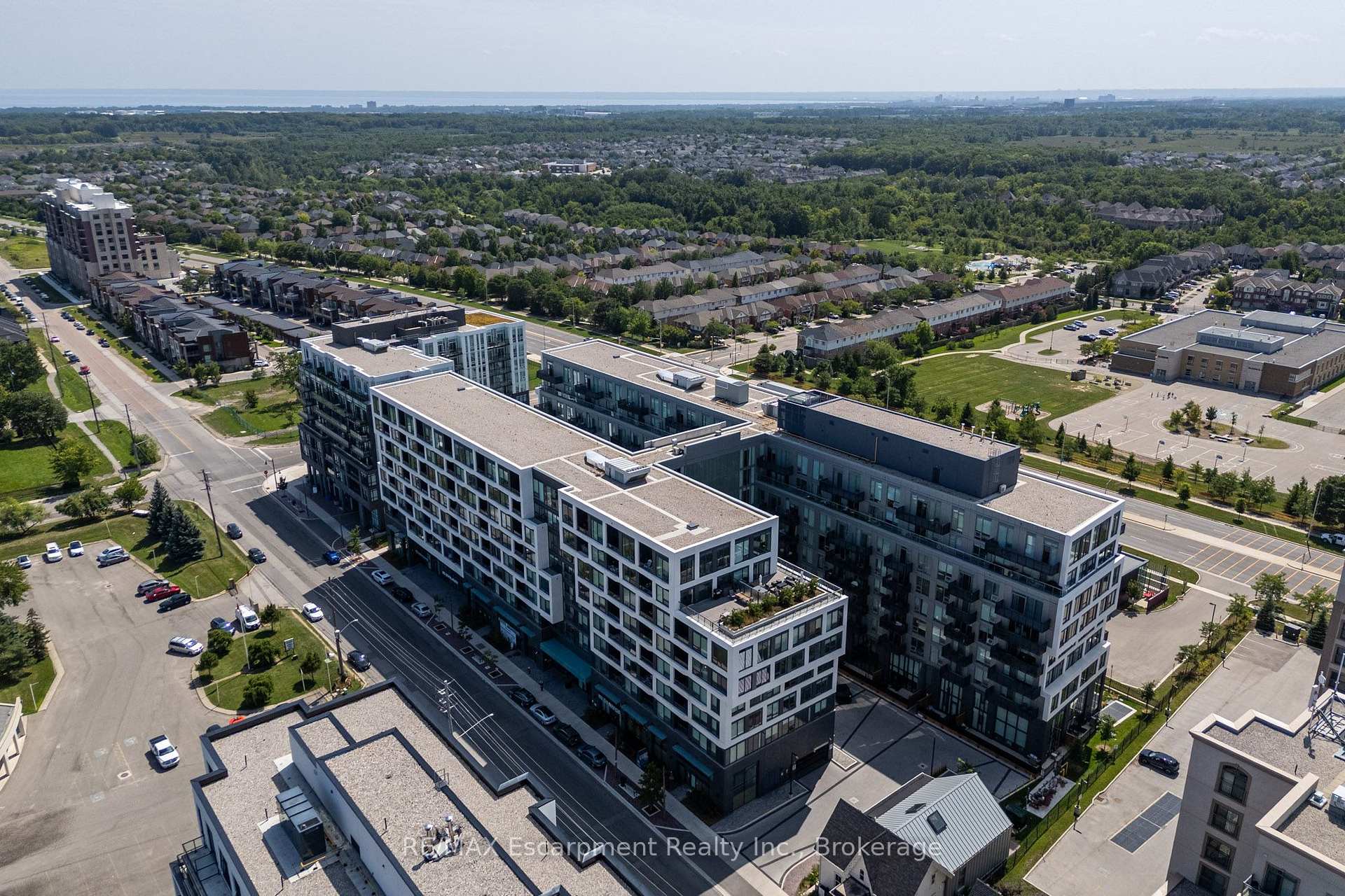 2450 Old Bronte Road  #707