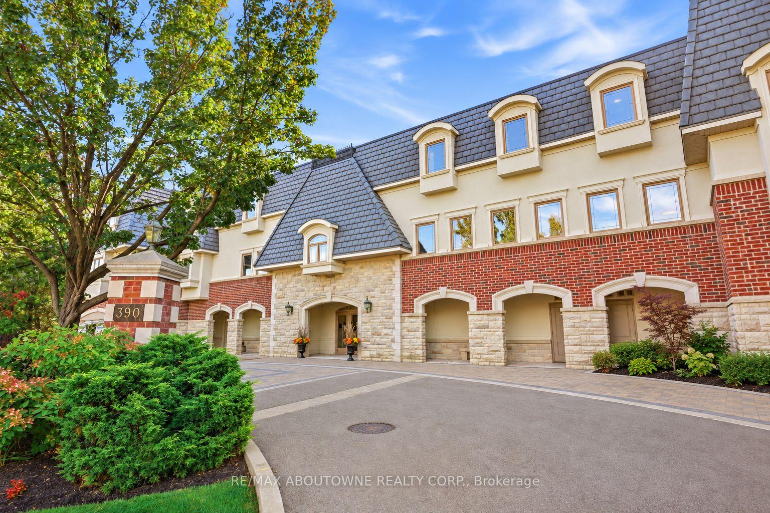 390 Upper Middle Road  #301