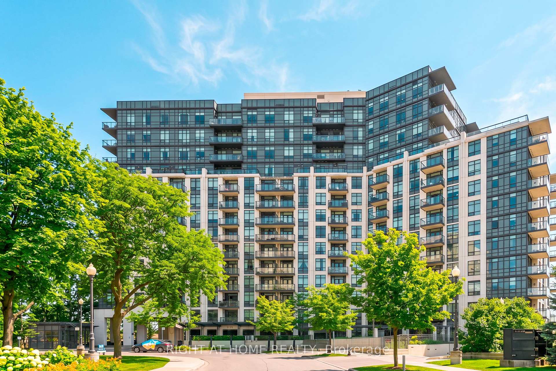 1135 Royal York Road  #1301