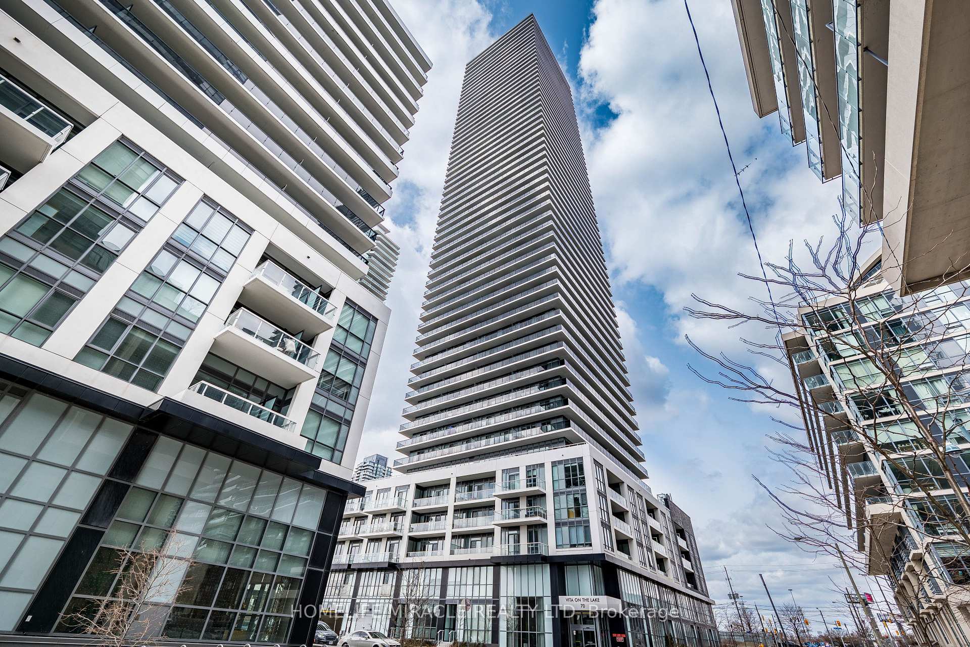 70 Annie Craig Drive  #1001