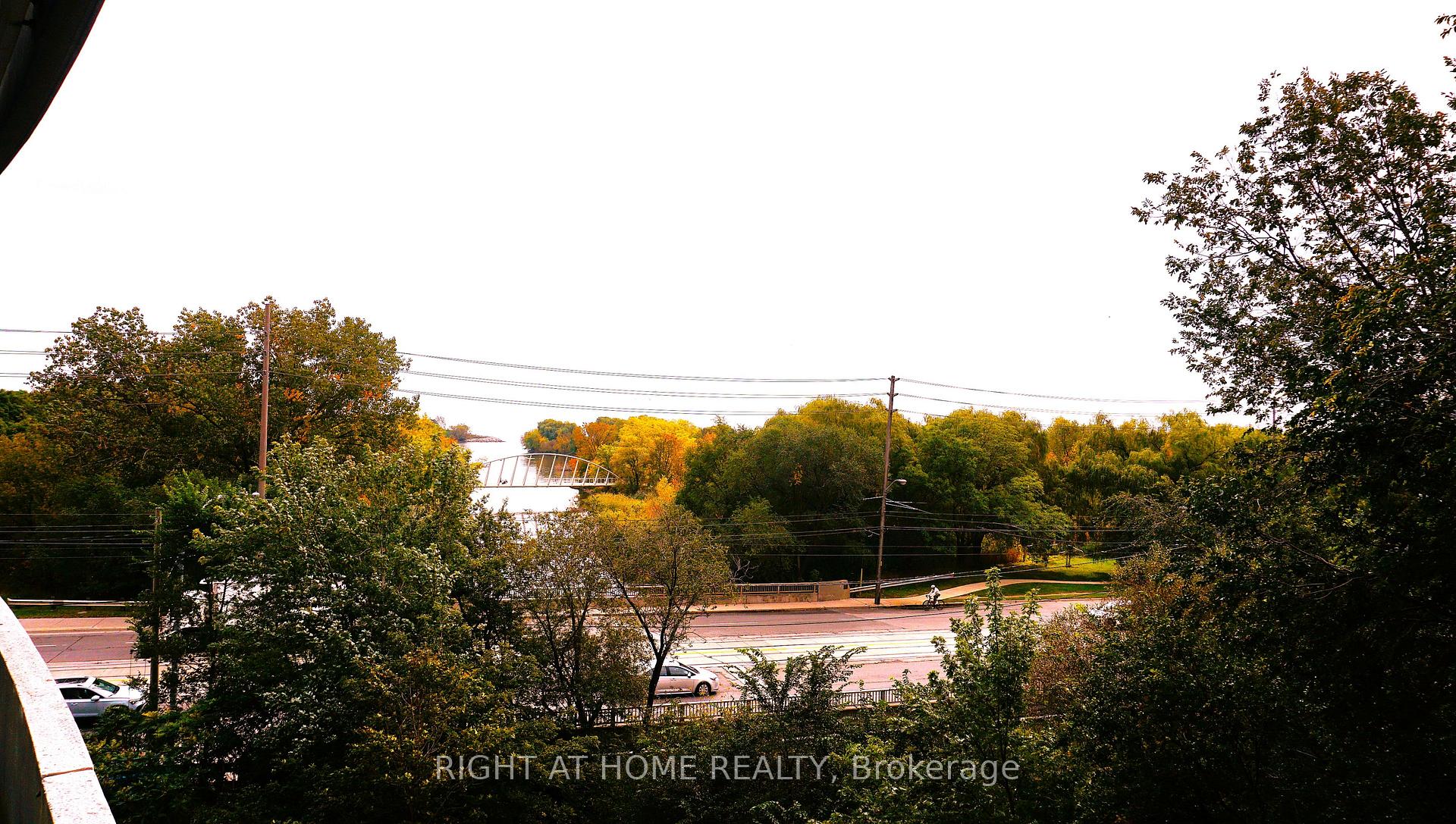 2212 Lake Shore Boulevard W #502