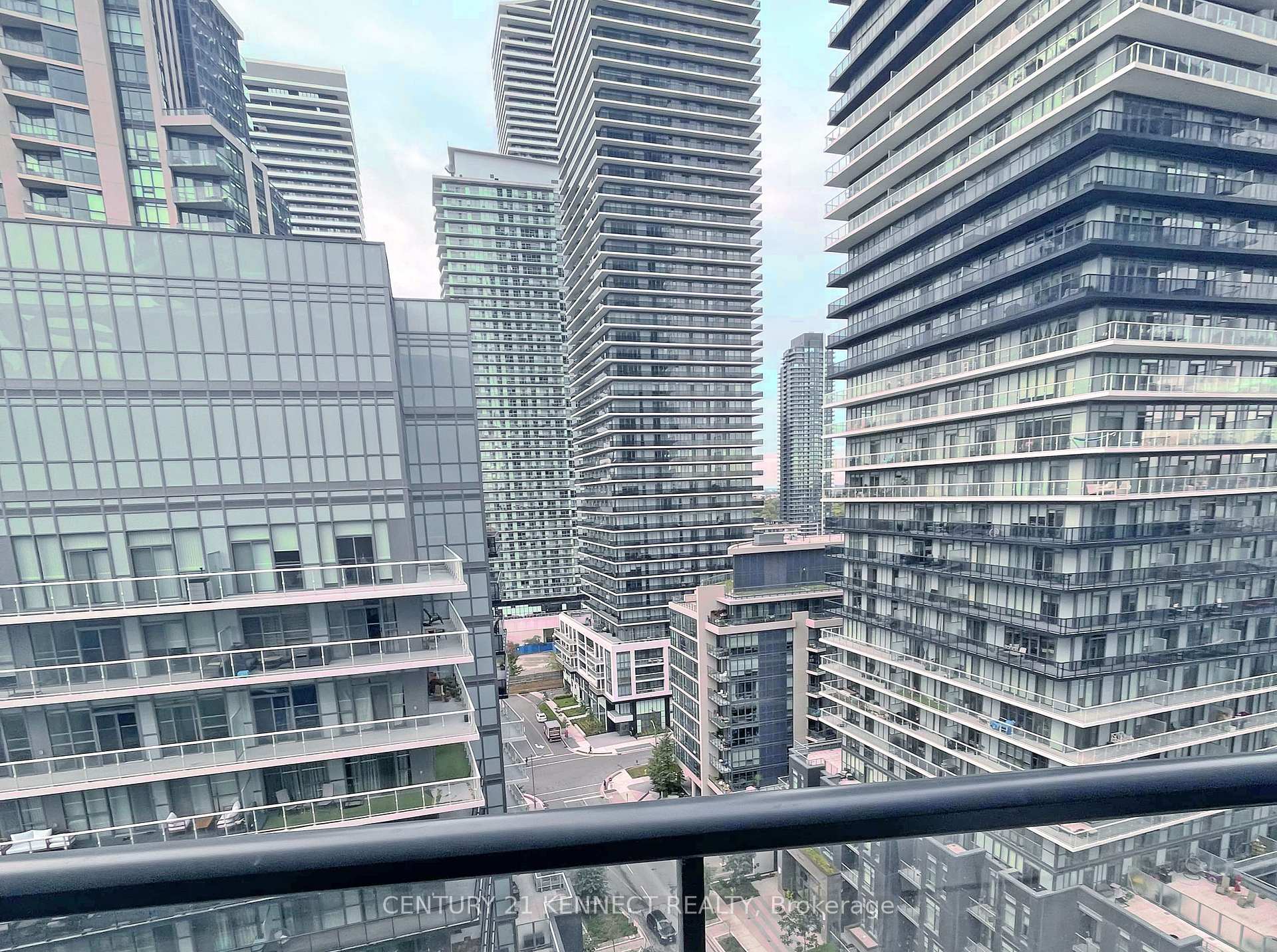 39 Annie Craig Drive  #1602